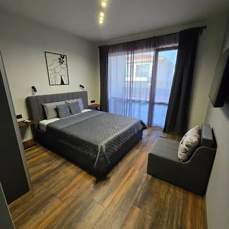 Cadaques, Private Pool With Heating And Salt Water Vila Lozenec