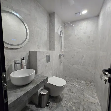 Cadaques, Private Pool With Heating And Salt Water Vila Lozenec