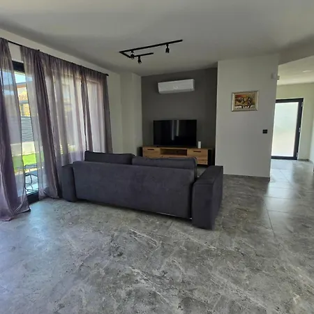 Villa Cadaques, Private Pool With Heating And Salt Water